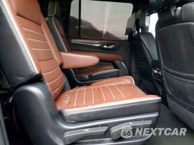 Zdjęcie 10 z 12 samochodu: 2023 GMC YUKON XL DENALI ULTIMATE VIN:1GKS2KKL4PR166392 - miniatura