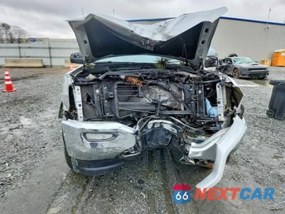 Piąte zdjęcie samochodu w środku: 2017 GMC SIERRA K1500 SLT VIN:3GTU2NEC5HG364949 - miniatura