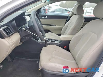 Zdjęcie 7 z 11 samochodu: 2018 KIA OPTIMA LX VIN:5XXGT4L34JG254037 - miniatura