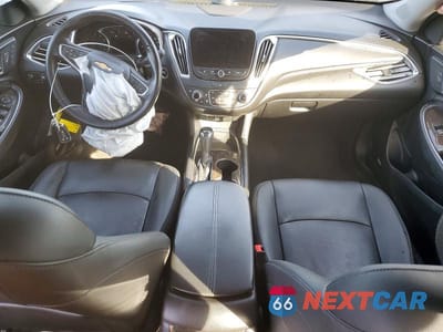 Zdjęcie 8 z 13 samochodu: 2018 CHEVROLET MALIBU PREMIER VIN:1G1ZE5SX1JF221548 - miniatura