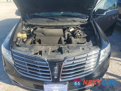 Zdjęcie 12 z 12 samochodu: 2019 LINCOLN MKT VIN:2LMHJ5AT0KBL03349 - miniatura