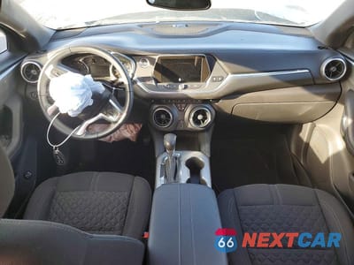 Zdjęcie 8 z 13 samochodu: 2019 CHEVROLET BLAZER 1LT VIN:3GNKBBRA6KS583168 - miniatura