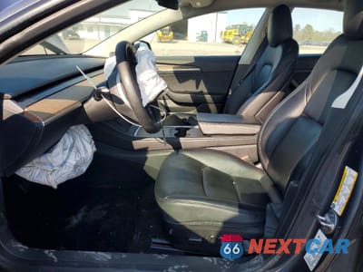 Zdjęcie 7 z 13 samochodu: 2022 TESLA MODEL 3 VIN:5YJ3E1EB8NF113170 - miniatura