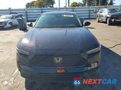 Piąte zdjęcie samochodu w środku: 2023 HONDA ACCORD LX VIN:1HGCY1F23PA057531 - miniatura