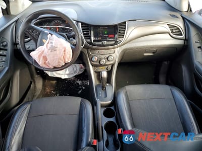 Zdjęcie 8 z 13 samochodu: 2021 CHEVROLET TRAX 1LT VIN:KL7CJPSM1MB363840 - miniatura
