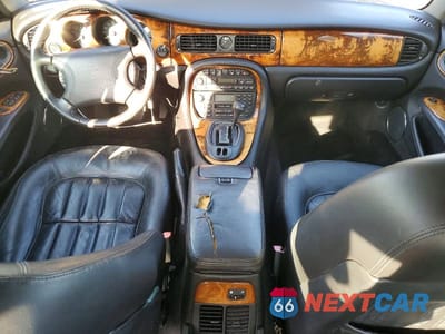 Zdjęcie 8 z 11 samochodu: 1999 JAGUAR XJ8 VIN:SAJHD1040XC869269 - miniatura