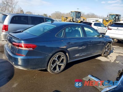 Trzecie zdjęcie samochodu z tyłu: 2020 VOLKSWAGEN PASSAT R-LINE VIN:1VWMA7A31LC017003 - miniatura