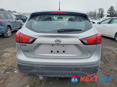 Zdjęcie 6 z 12 samochodu: 2019 NISSAN ROGUE SPORT S VIN:JN1BJ1CR4KW350482 - miniatura