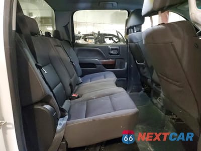 Zdjęcie 11 z 13 samochodu: 2018 GMC SIERRA K2500 SLE VIN:1GT12SEG7JF216751 - miniatura