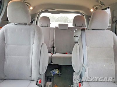 Zdjęcie 10 z 13 samochodu: 2016 TOYOTA SIENNA LE VIN:5TDKK3DC2GS700229 - miniatura