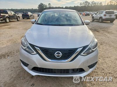 Piąte zdjęcie samochodu w środku: 2019 NISSAN SENTRA S VIN:3N1AB7AP8KY373866 - miniatura