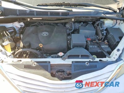 Zdjęcie 12 z 12 samochodu: 2017 TOYOTA SIENNA LE VIN:5TDKZ3DC5HS807224 - miniatura