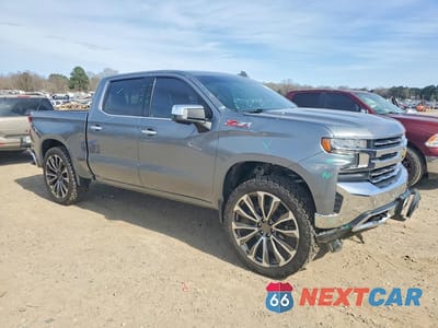 Czwarte zdjęcie samochodu z boku: 2021 CHEVROLET SILVERADO K1500 LTZ VIN:1GCUYGET5MZ423583 - miniatura