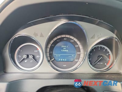 Zdjęcie 9 z 14 samochodu: 2009 MERCEDES-BENZ C 300 VIN:WDDGF54X49R059696 - miniatura