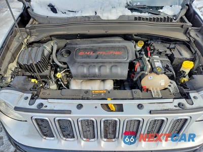 Zdjęcie 12 z 12 samochodu: 2018 JEEP RENEGADE LIMITED VIN:ZACCJBDB5JPG84847 - miniatura