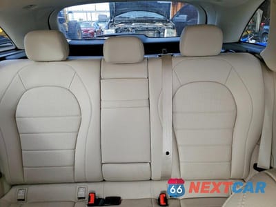 Zdjęcie 10 z 12 samochodu: 2021 MERCEDES-BENZ GLC 300 4MATIC VIN:W1N0G8EB5MV270458 - miniatura