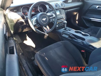 Zdjęcie 8 z 13 samochodu: 2019 FORD MUSTANG VIN:1FA6P8TH7K5187304 - miniatura