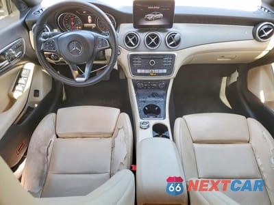 Zdjęcie 8 z 11 samochodu: 2018 MERCEDES-BENZ CLA 250 VIN:WDDSJ4EB5JN603995 - miniatura