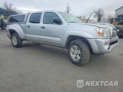 Czwarte zdjęcie samochodu z boku: 2005 TOYOTA TACOMA PRERUNNER V6 VIN:5TEKU72N95Z108090 - miniatura