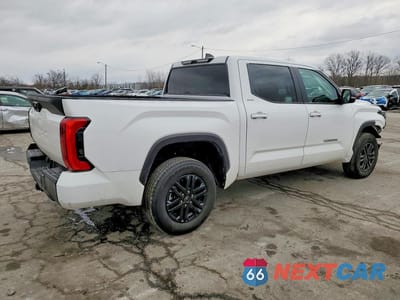 Trzecie zdjęcie samochodu z tyłu: 2026 TOYOTA TUNDRA VIN:5TFLA5DBXTX345891 - miniatura