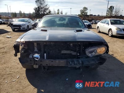 Piąte zdjęcie samochodu w środku: 2013 DODGE CHALLENGER SXT VIN:2C3CDYAG8DH501574 - miniatura