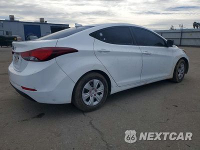Trzecie zdjęcie samochodu z tyłu: 2016 HYUNDAI ELANTRA SE VIN:5NPDH4AE3GH775028 - miniatura