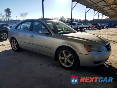 Czwarte zdjęcie samochodu z boku: 2008 HYUNDAI SONATA SE VIN:5NPEU46F78H349023 - miniatura