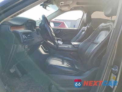 Zdjęcie 7 z 13 samochodu: 2020 LINCOLN AVIATOR RESERVE VIN:5LM5J7WC8LGL03240 - miniatura