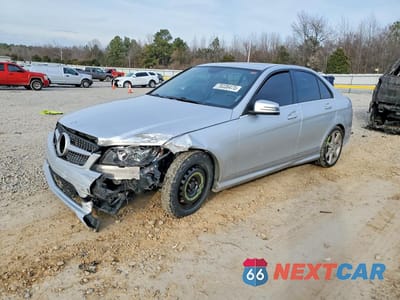 2011 MERCEDES-BENZ C 300 WDDGF5EB5BA460732 - główne zdjęcie licytacji z USA - miniatura