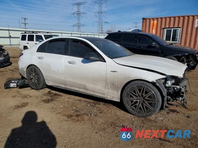 Czwarte zdjęcie samochodu z boku: 2023 MERCEDES-BENZ C 43 AMG VIN:W1KAF8HB5PR126387 - miniatura