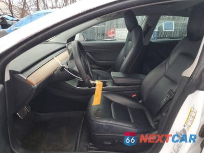 Zdjęcie 7 z 13 samochodu: 2020 TESLA MODEL 3 VIN:5YJ3E1EB6LF744433 - miniatura