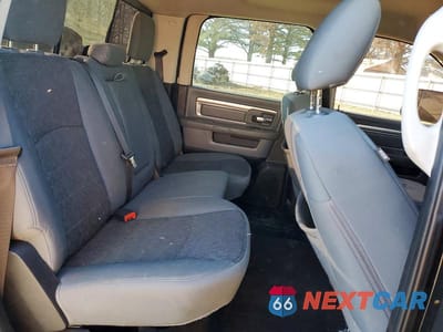 Zdjęcie 10 z 12 samochodu: 2018 RAM 3500 SLT VIN:3C63RRHJ0JG300095 - miniatura