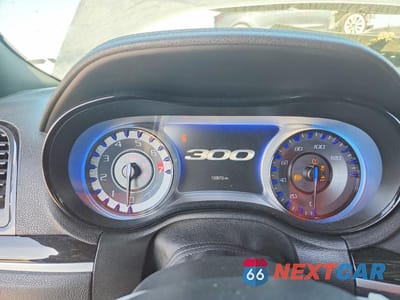 Zdjęcie 9 z 12 samochodu: 2018 CHRYSLER 300 S VIN:2C3CCABG0JH245080 - miniatura