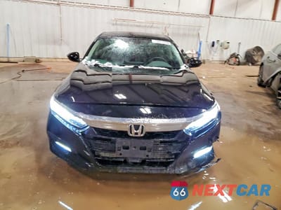 Piąte zdjęcie samochodu w środku: 2018 HONDA ACCORD TOURING VIN:1HGCV2F9XJA053835 - miniatura