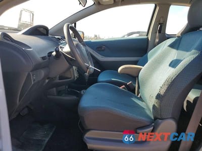 Zdjęcie 7 z 12 samochodu: 2007 TOYOTA YARIS VIN:JTDJT923275046000 - miniatura