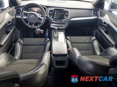 Zdjęcie 8 z 13 samochodu: 2018 VOLVO XC90 T5 VIN:YV4102KM0J1322856 - miniatura