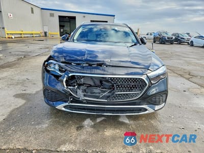 Piąte zdjęcie samochodu w środku: 2025 MERCEDES-BENZ E 450 4M ALL TERRAIN VIN:W1KLH6FB3SA129810 - miniatura