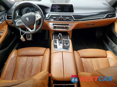 Zdjęcie 8 z 12 samochodu: 2017 BMW 750 XI VIN:WBA7F2C52HG422139 - miniatura