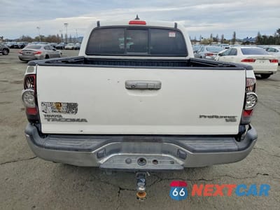 Zdjęcie 6 z 12 samochodu: 2014 TOYOTA TACOMA PRERUNNER V6 VIN:3TMJU4GN0EM160563 - miniatura