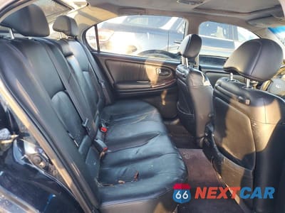Zdjęcie 10 z 12 samochodu: 2001 INFINITY I30 VIN:JNKCA31AX1T003618 - miniatura