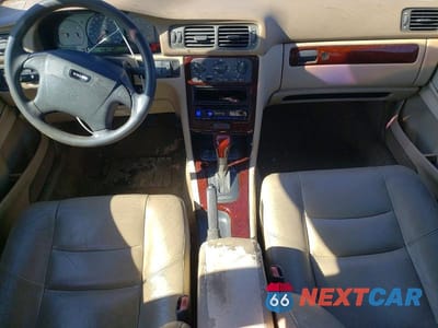 Zdjęcie 8 z 11 samochodu: 2000 VOLVO S70 BASE VIN:YV1LS61J6Y2632688 - miniatura