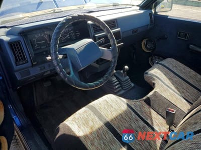 Zdjęcie 8 z 12 samochodu: 1992 NISSAN TRUCK SHORT WHEELBASE VIN:1N6SD11Y8NC371062 - miniatura
