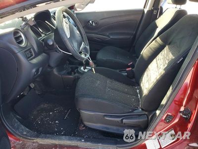 Zdjęcie 7 z 13 samochodu: 2018 NISSAN VERSA S VIN:3N1CN7AP8JL873845 - miniatura