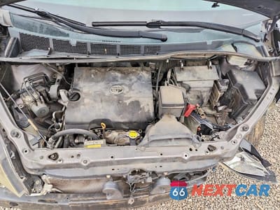 Zdjęcie 12 z 13 samochodu: 2011 TOYOTA SIENNA SPORT VIN:5TDXK3DC7BS095297 - miniatura