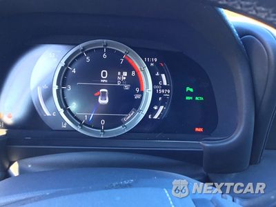 Zdjęcie 8 z 10 samochodu: 2018 LEXUS LC 500 VIN:JTHHP5AY5JA003034 - miniatura