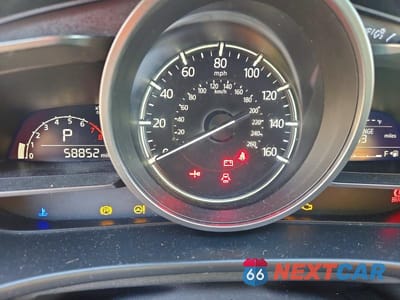 Zdjęcie 9 z 11 samochodu: 2017 MAZDA 3 SPORT VIN:3MZBN1K72HM117482 - miniatura