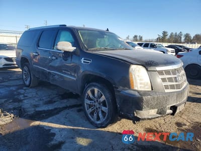Czwarte zdjęcie samochodu z boku: 2009 CADILLAC ESCALADE ESV PLATINUM VIN:1GYFK36269R254586 - miniatura