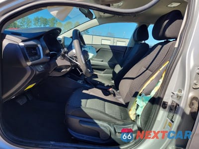 Zdjęcie 7 z 12 samochodu: 2022 KIA RIO LX VIN:3KPA24AD6NE433456 - miniatura