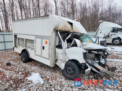 2024 PC FORD E450 SUPER 1FDXE4FNXRDD13763 - główne zdjęcie licytacji z USA - miniatura