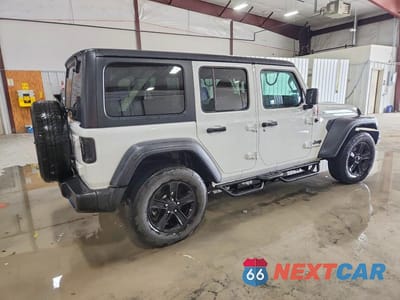 Trzecie zdjęcie samochodu z tyłu: 2020 JEEP WRANGLER UNLIMITED SPORT VIN:1C4HJXDG7LW190798 - miniatura